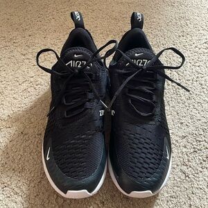 nike air max 270 in black mens:7 women’s:8.5